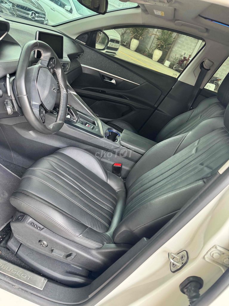 Peugeot 5008 2020 - ảnh 5