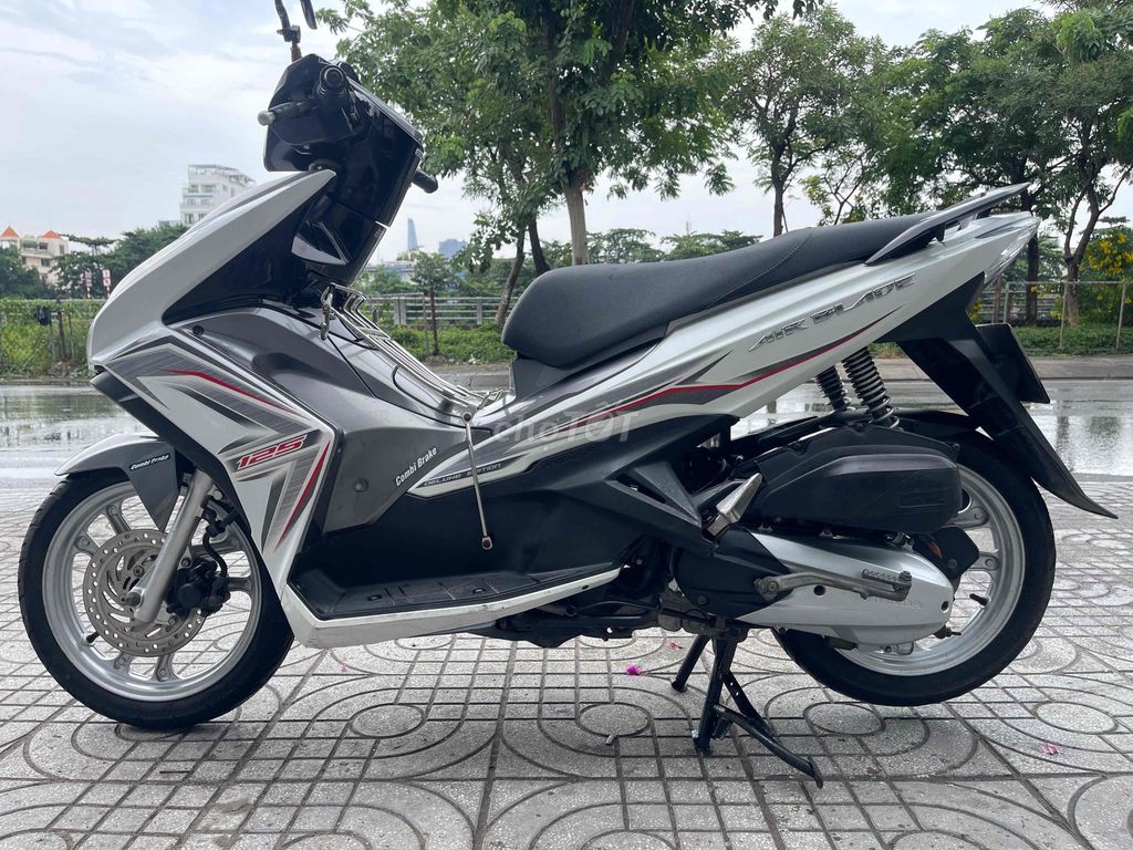 Honda Air Blade 2015 - ảnh 1