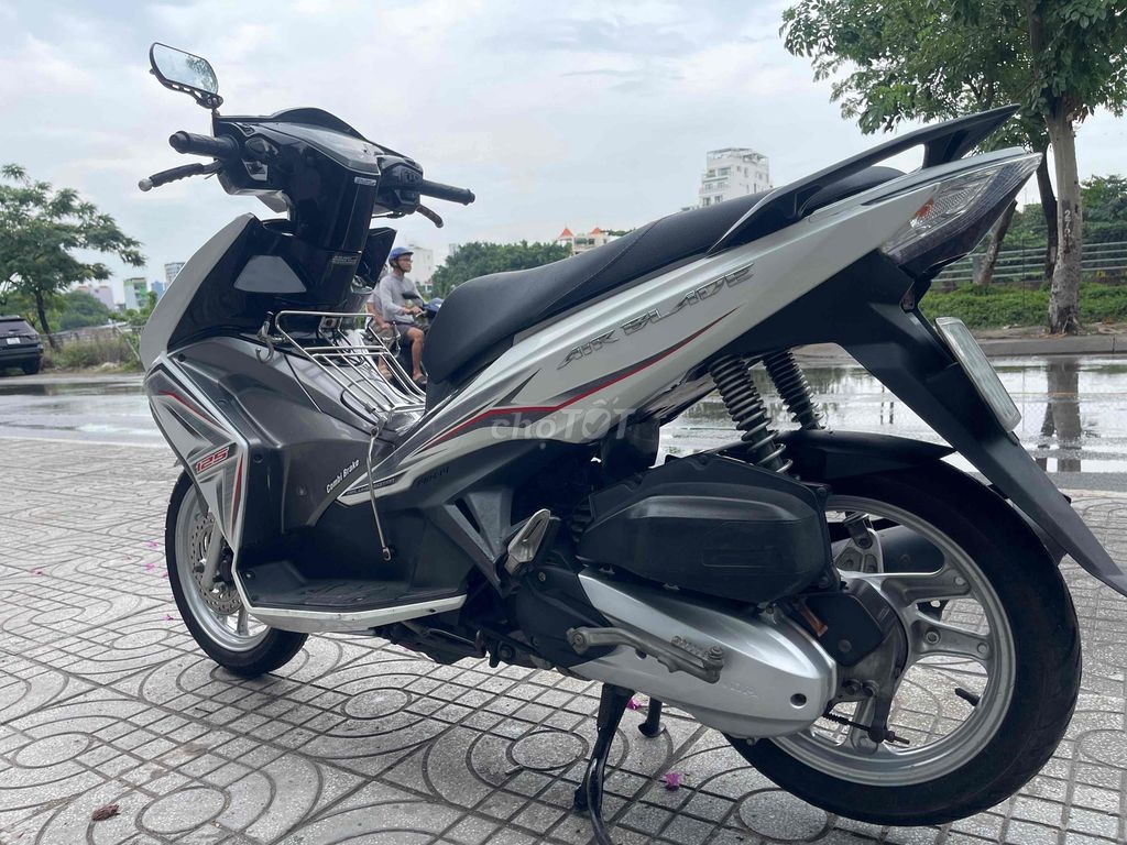 Honda Air Blade 2015 - ảnh 5