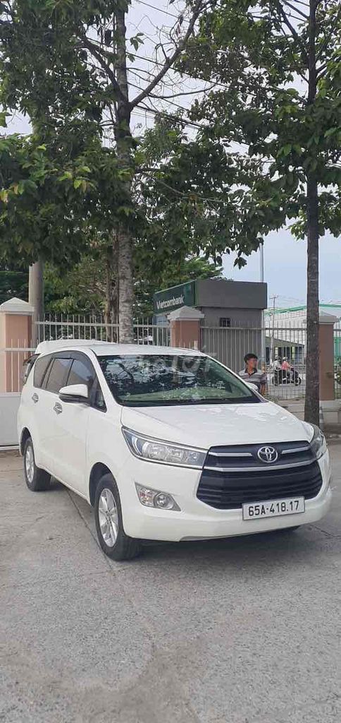Toyota Innova 2.0E 2019 - ảnh 3