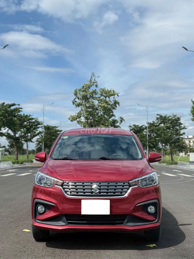 Suzuki Ertiga 2021 - ảnh 1