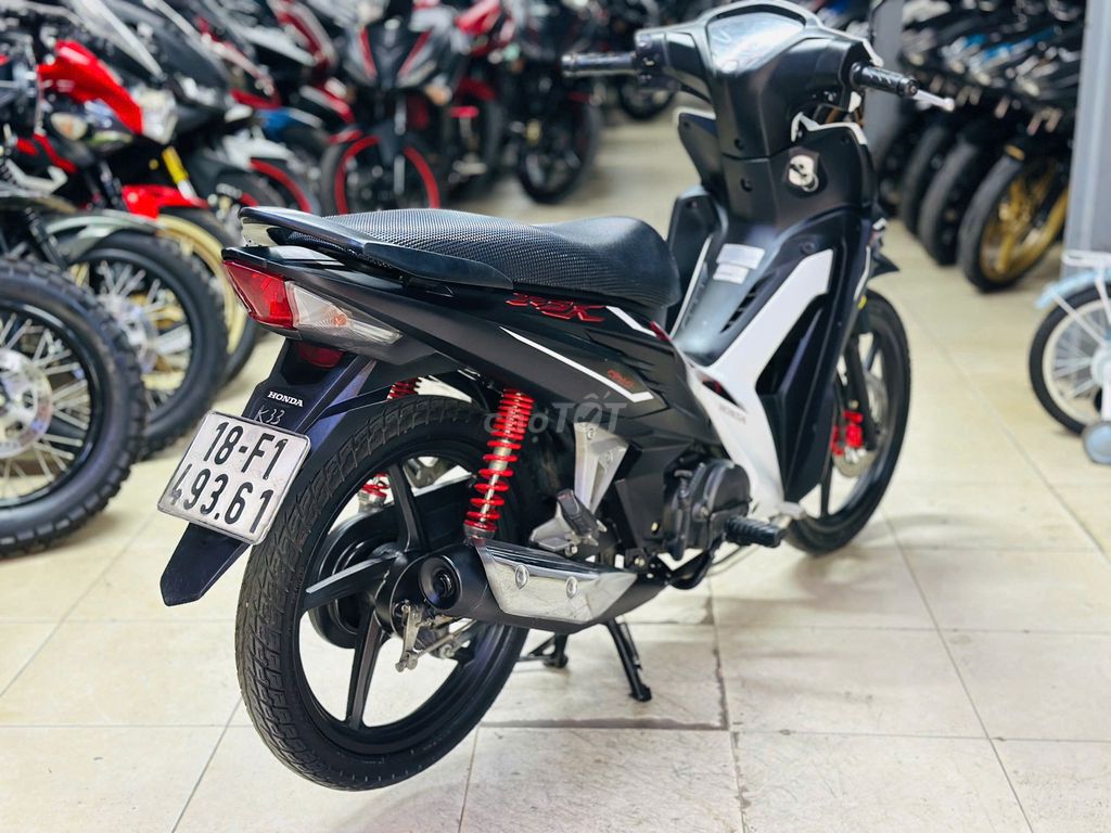 XE M 2023 - ảnh 4