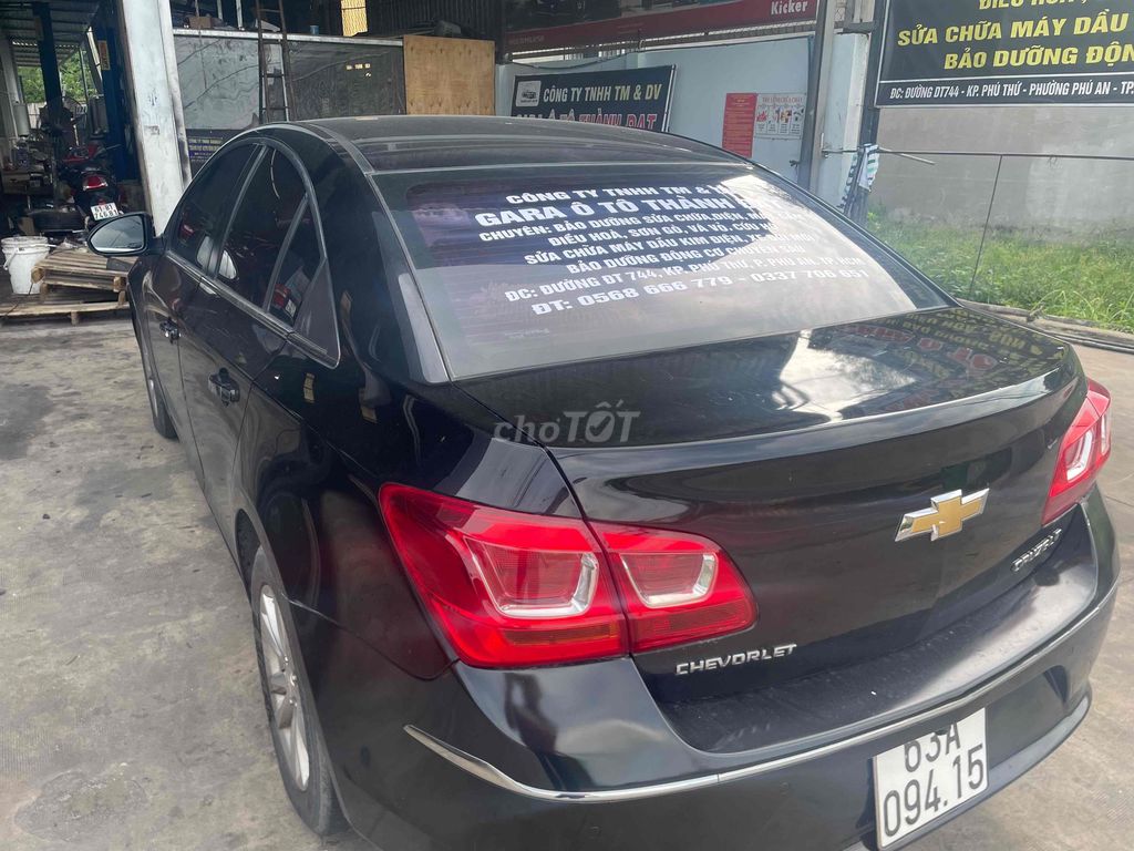 Chevrolet Cruze 2018 - ảnh 1