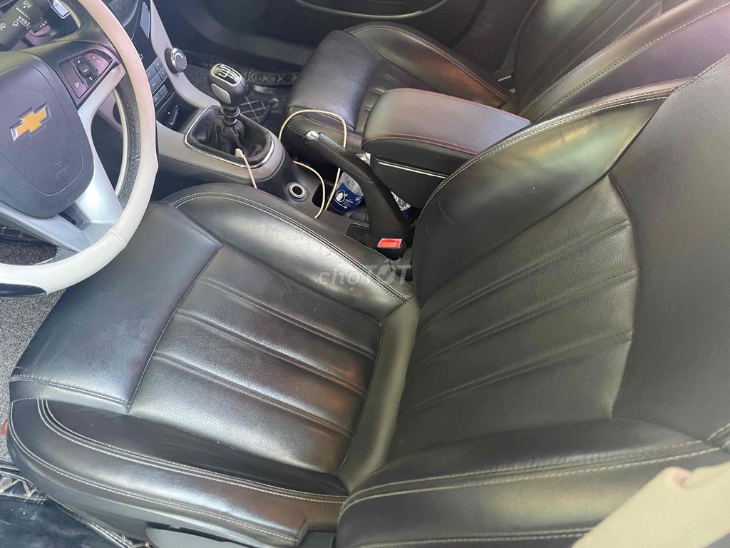 Chevrolet Cruze 2018 - ảnh 3