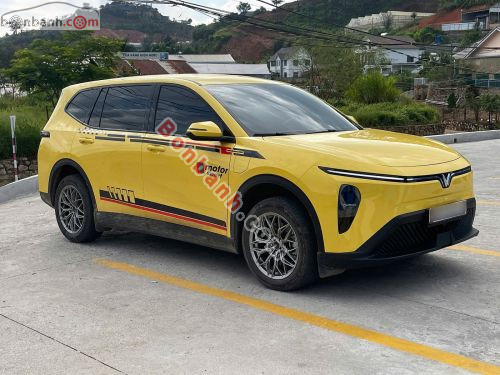 VinFast Limo Green AT 2025 - ảnh 3