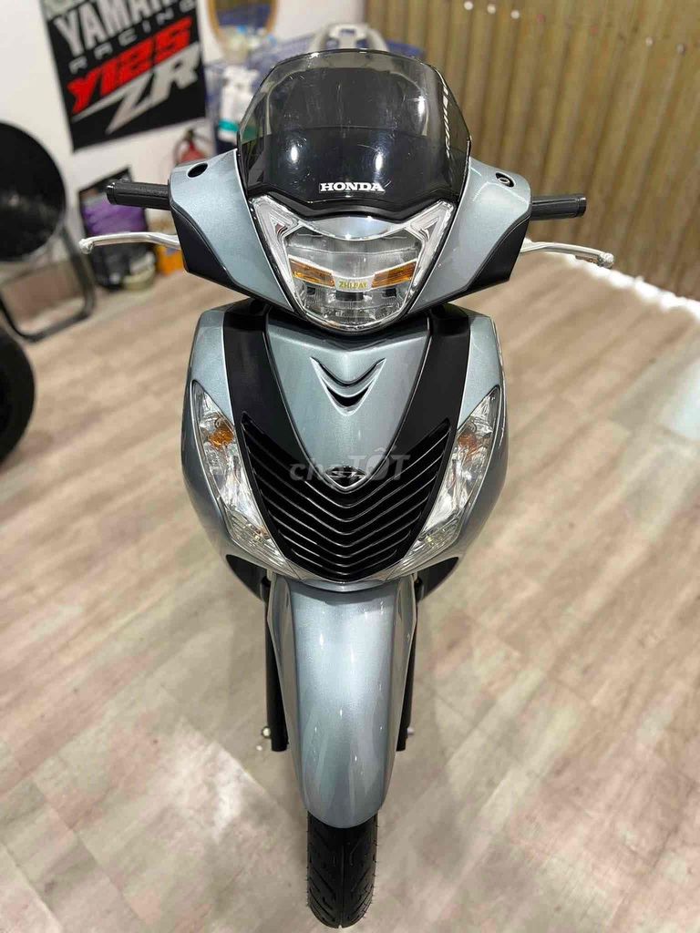 Honda SH 2011 - ảnh 2