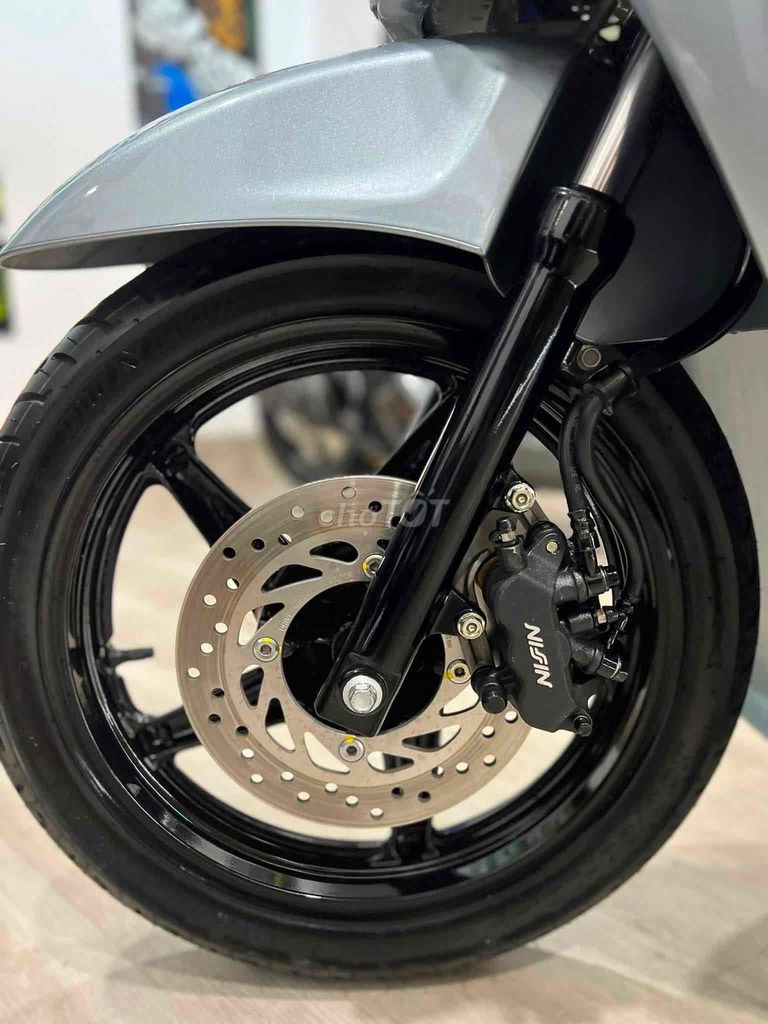 Honda SH 2011 - ảnh 5