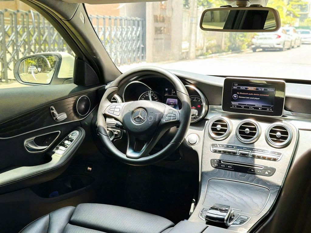 Mercedes-Benz 2017 - ảnh 2