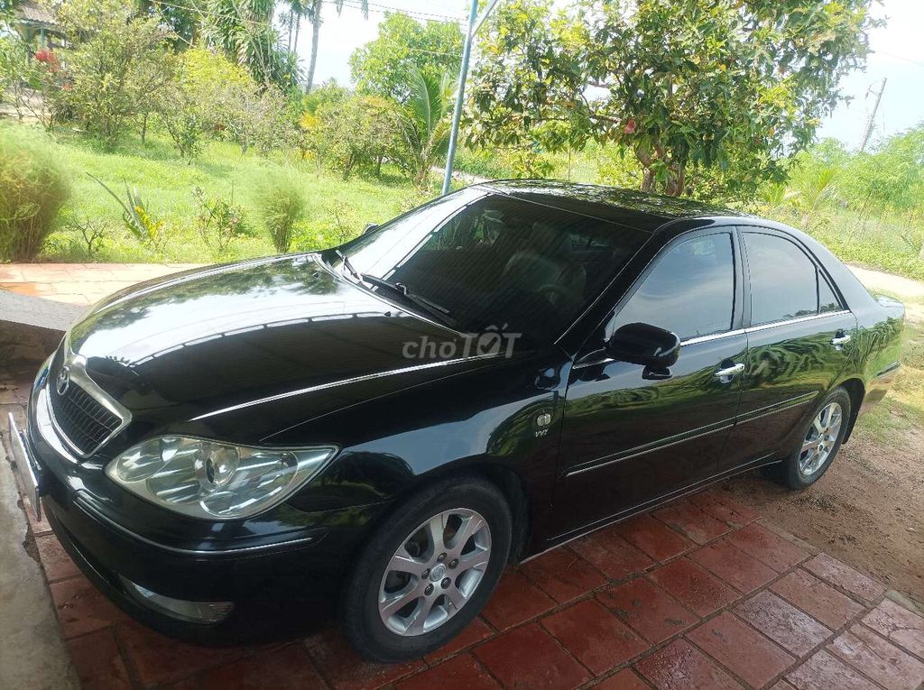 Toyota Camry 2004 - ảnh 1