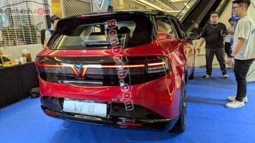 VinFast VF8 Plus 2026 - ảnh 4