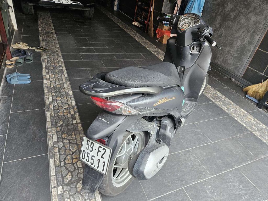 Honda SH Mode 2018 - ảnh 2