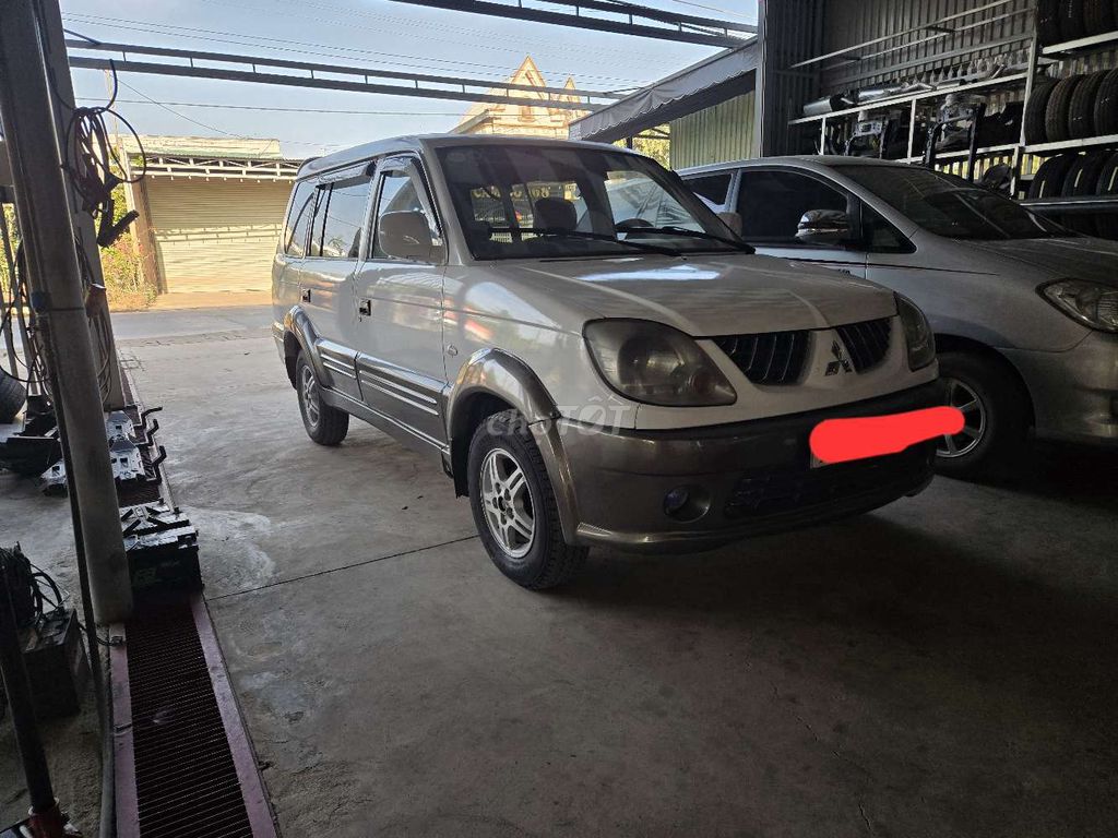 Mitsubishi Jolie 2005 - ảnh 1