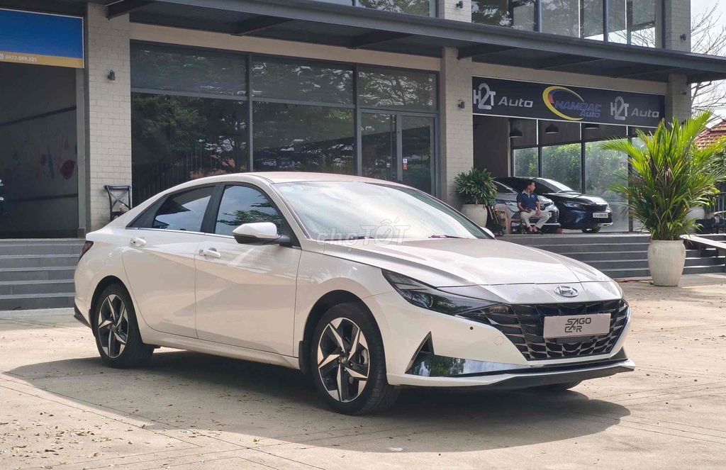 Hyundai Elantra 2024 - ảnh 2