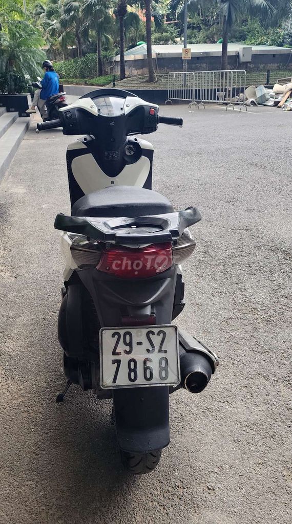 Honda SH 2011 - ảnh 4