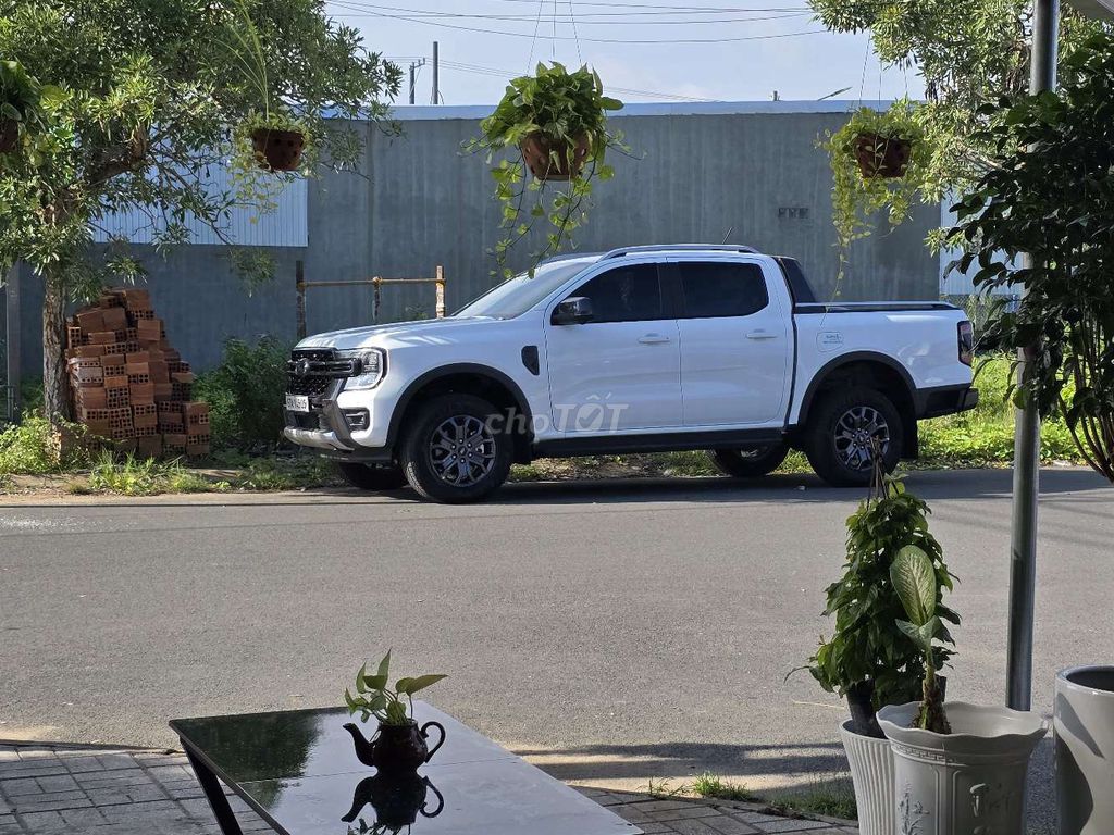 Ford Ranger 2025 - ảnh 1