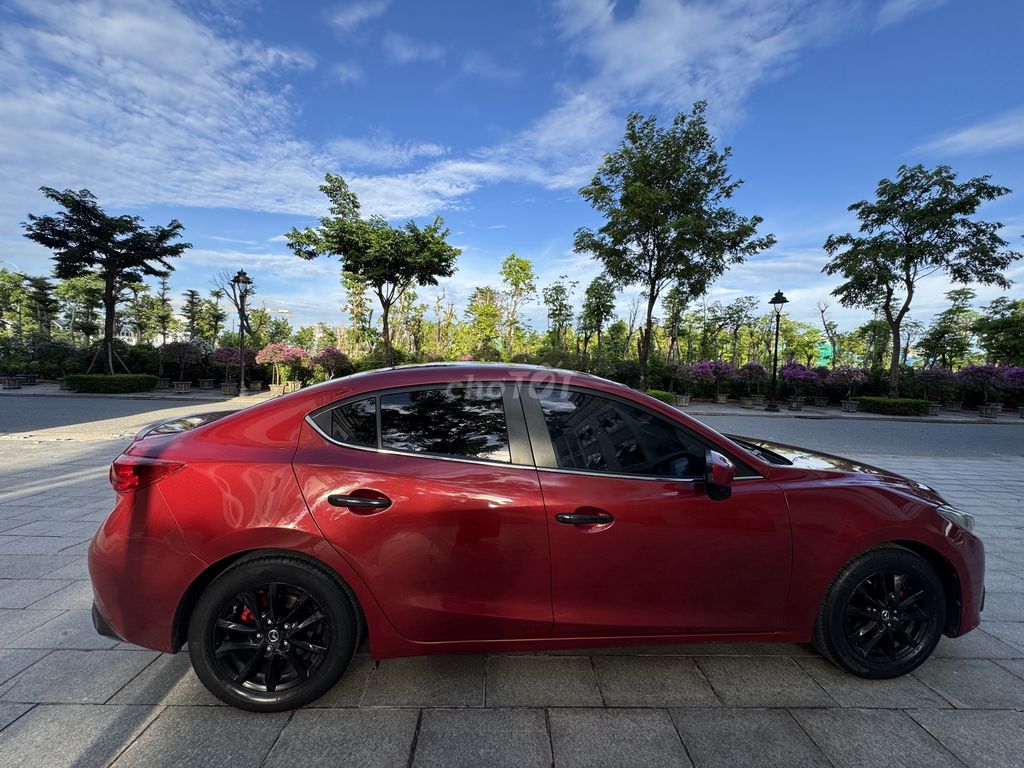 Mazda 3 - ảnh 2