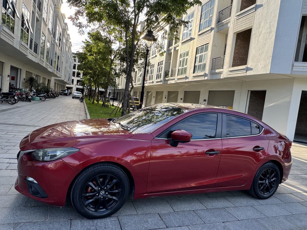 Mazda 3 - ảnh 4