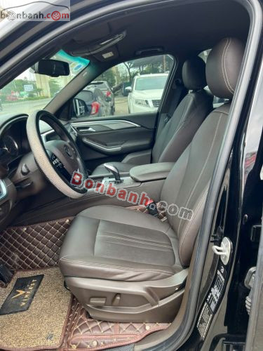 VinFast Lux SA 2.0 Plus 2.0 AT 2019 - ảnh 3