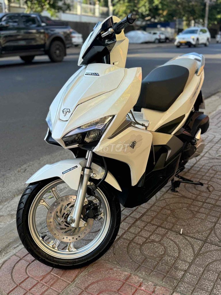Honda Air Blade 2017 - ảnh 1