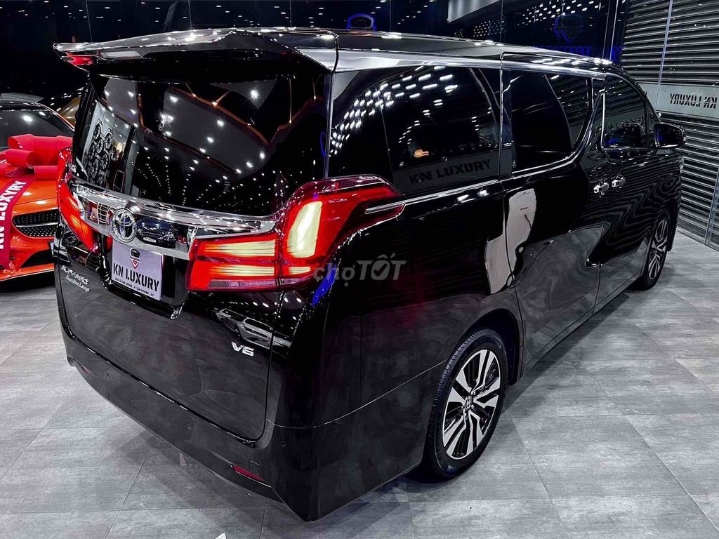 Toyota Alphard 2022 - ảnh 5