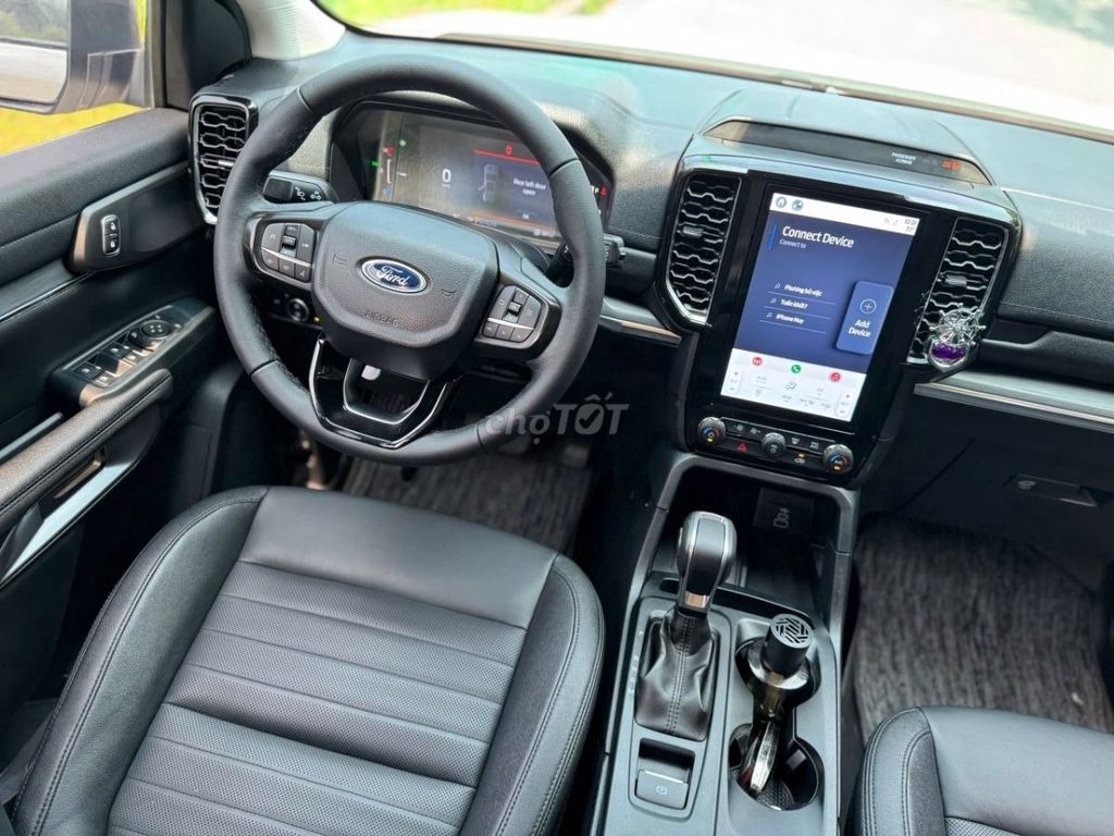 Ford Everest 2023 - ảnh 4