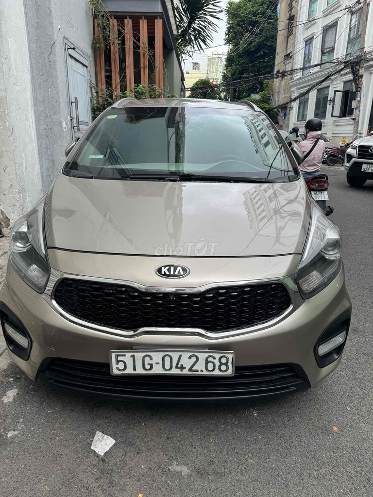 Kia Rondo 2018 - ảnh 1