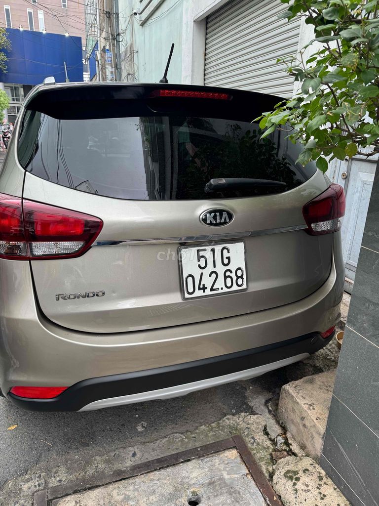 Kia Rondo 2018 - ảnh 4