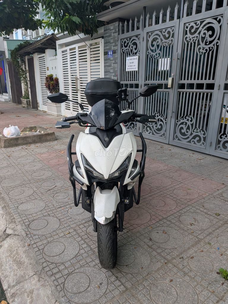 Yamaha NVX 2017 - ảnh 1