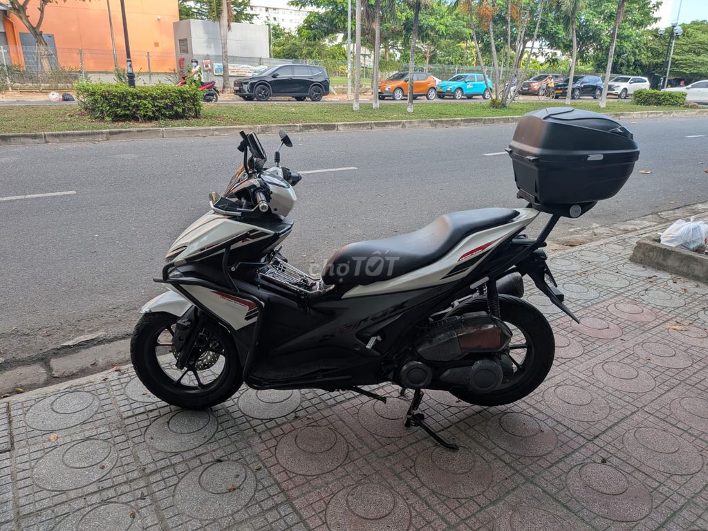 Yamaha NVX 2017 - ảnh 4