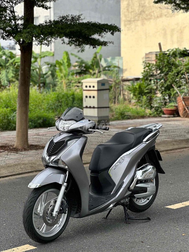 Honda SH 2018 - ảnh 1