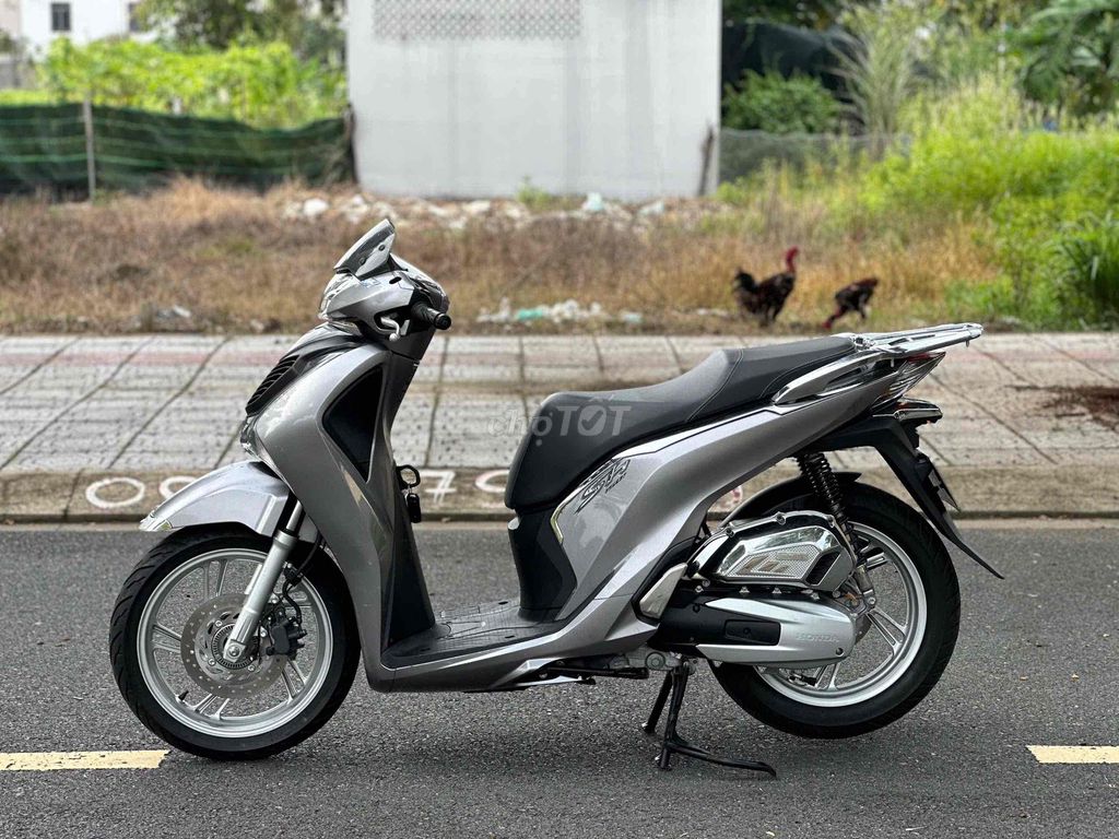 Honda SH 2018 - ảnh 2