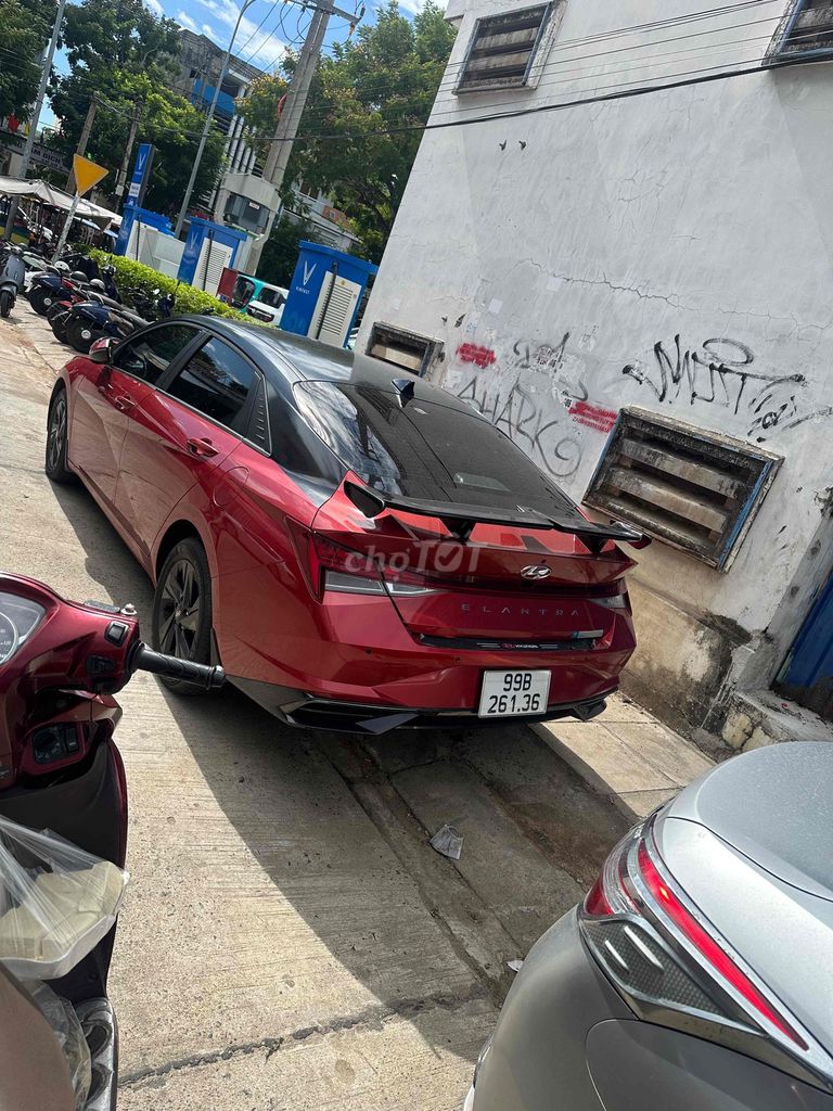 Hyundai Elantra 2022 - ảnh 2