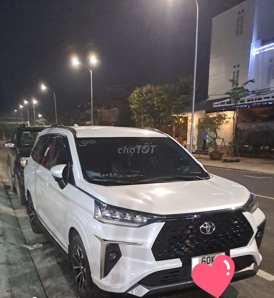 Toyota Veloz Cross 2022 - ảnh 1