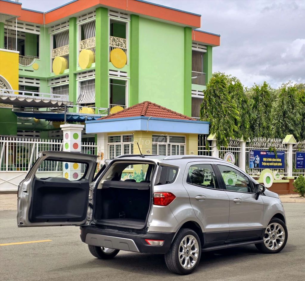 Ford EcoSport Titanium 1.5 AT - ảnh 4