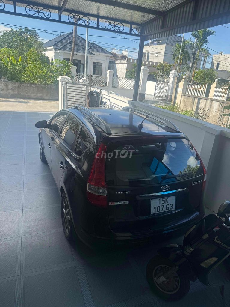 Hyundai i30 2011 - ảnh 1
