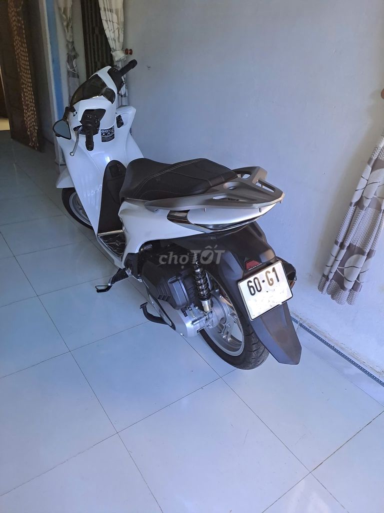 Honda SH - ảnh 1