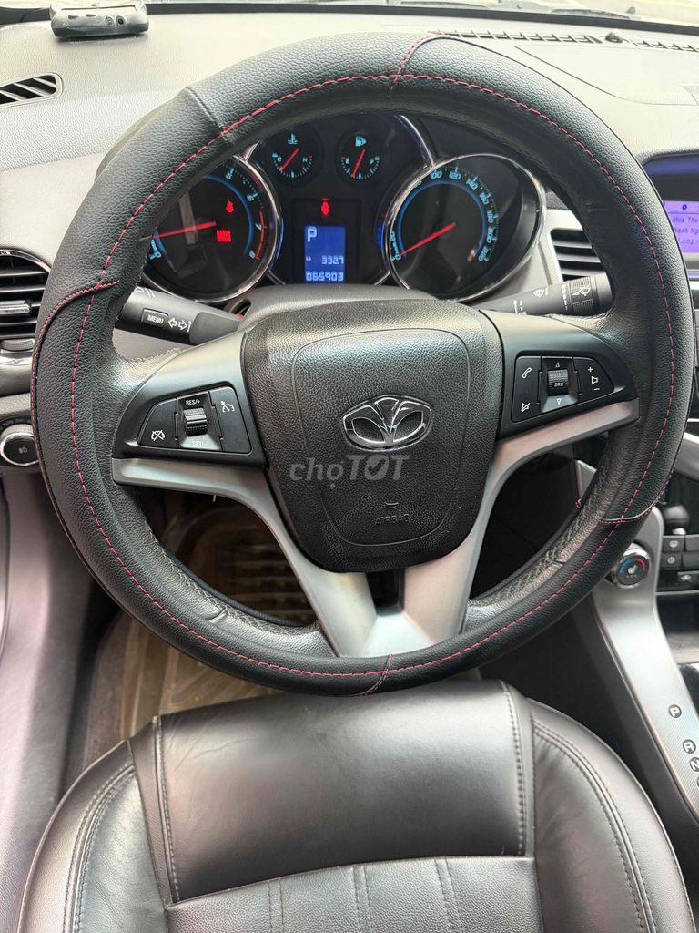 Daewoo Lacetti 2011 - ảnh 3