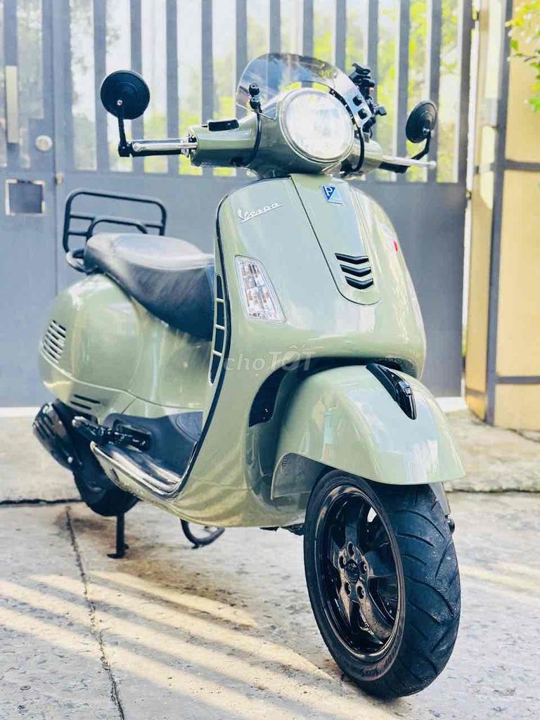 Piaggio Vespa 2015 - ảnh 1