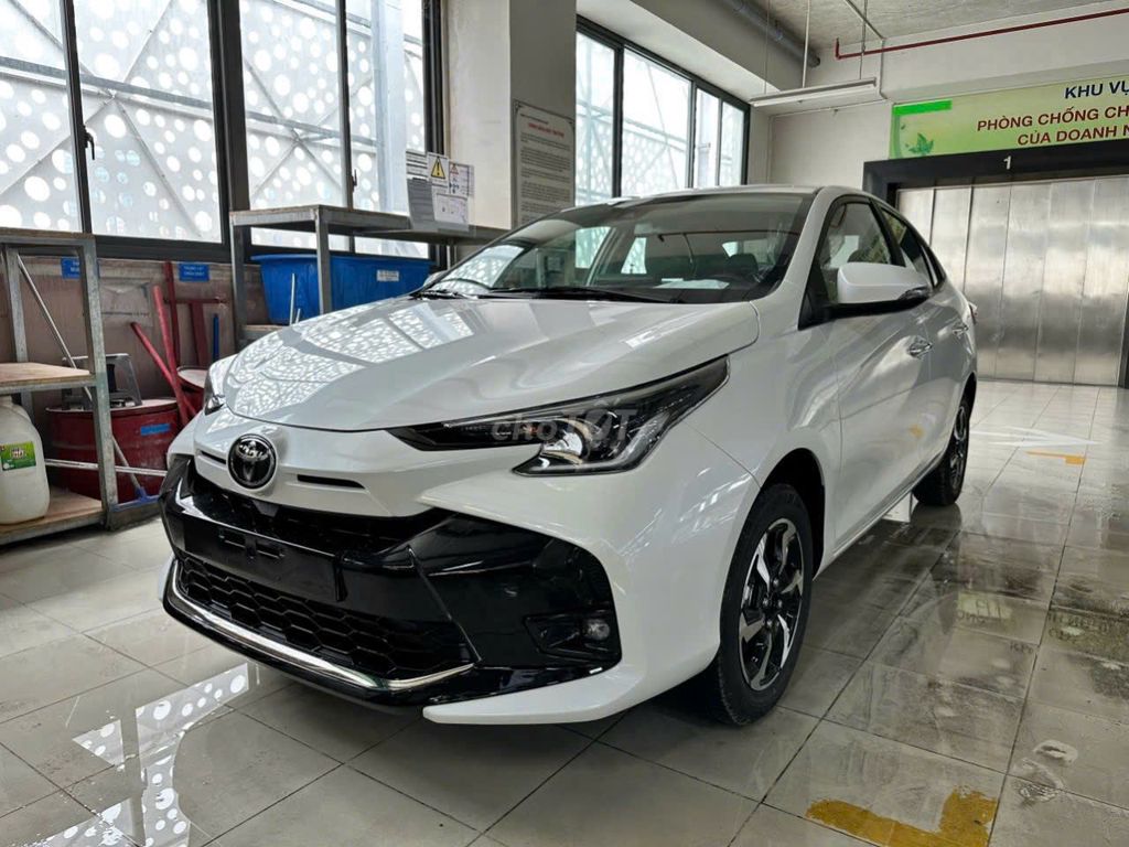 Toyota Vios - ảnh 1