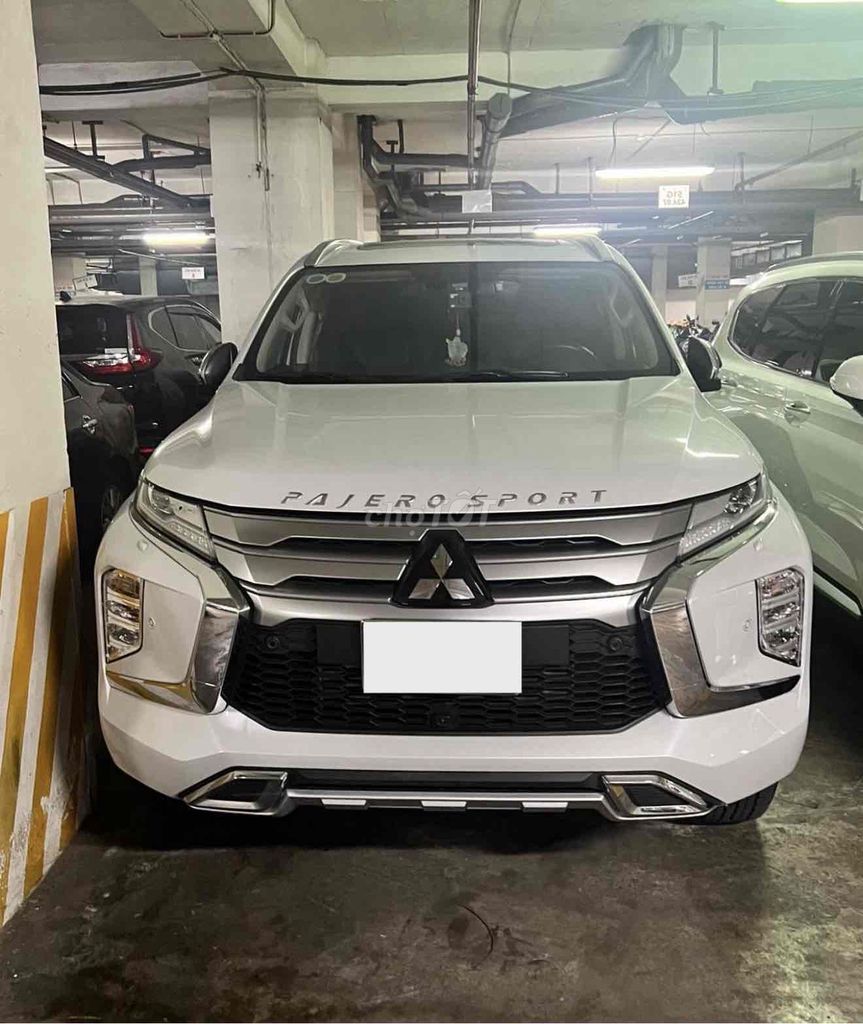 Mitsubishi Pajero Sport - ảnh 2