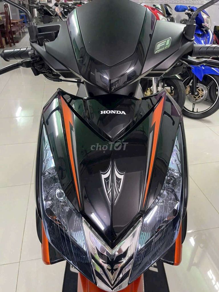 Honda Air Blade 2010 - ảnh 2