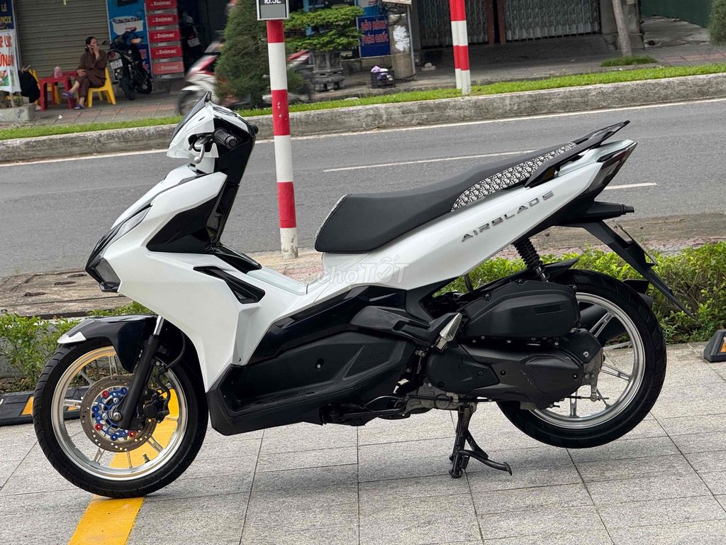 Honda Air Blade 2022 - ảnh 4