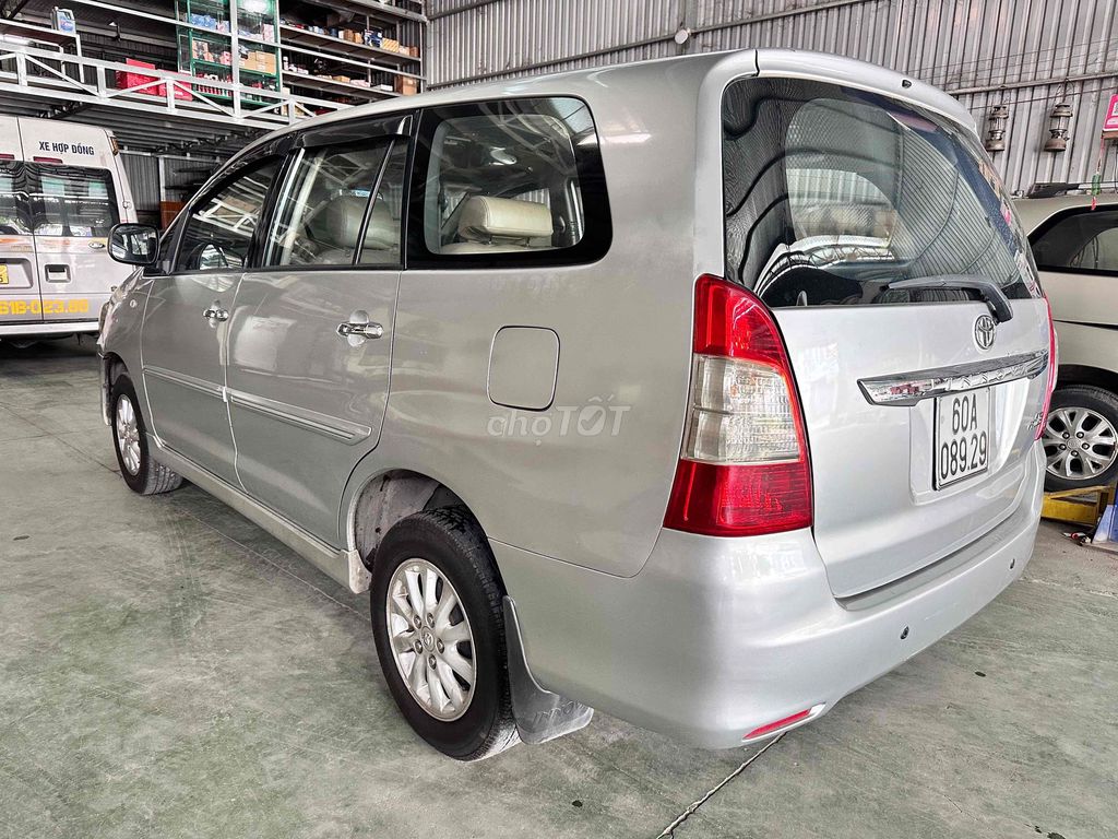 Toyota Innova 2013 - ảnh 4