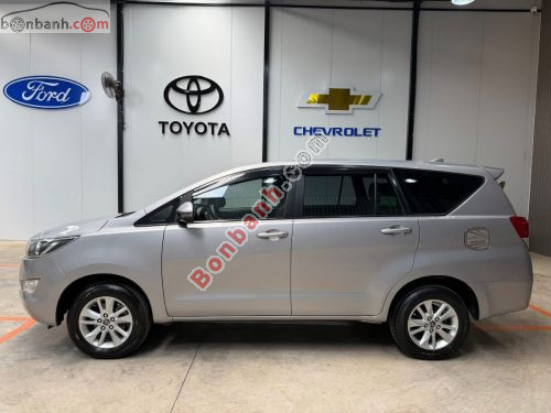 Toyota Innova 2.0E 2018 - ảnh 4