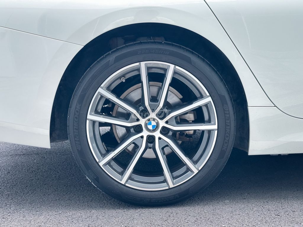 BMW 2024 - ảnh 4