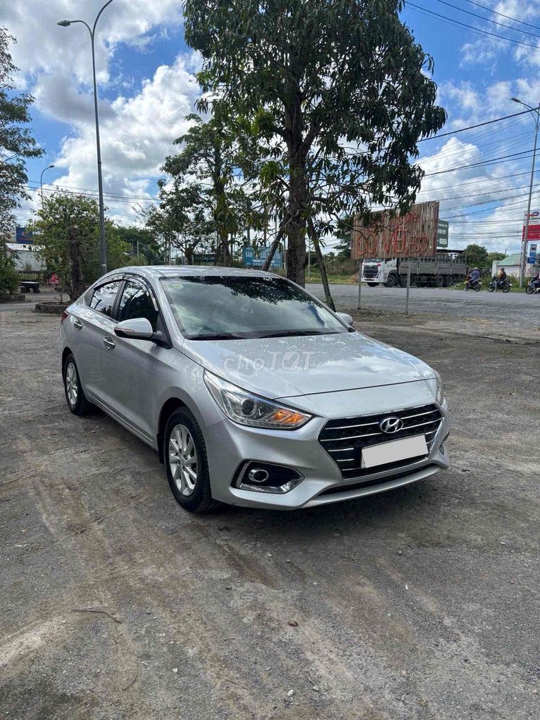 Hyundai Accent 2018 - ảnh 1