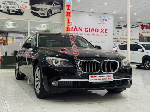 BMW 7 Series 730Li 2011 - ảnh 2