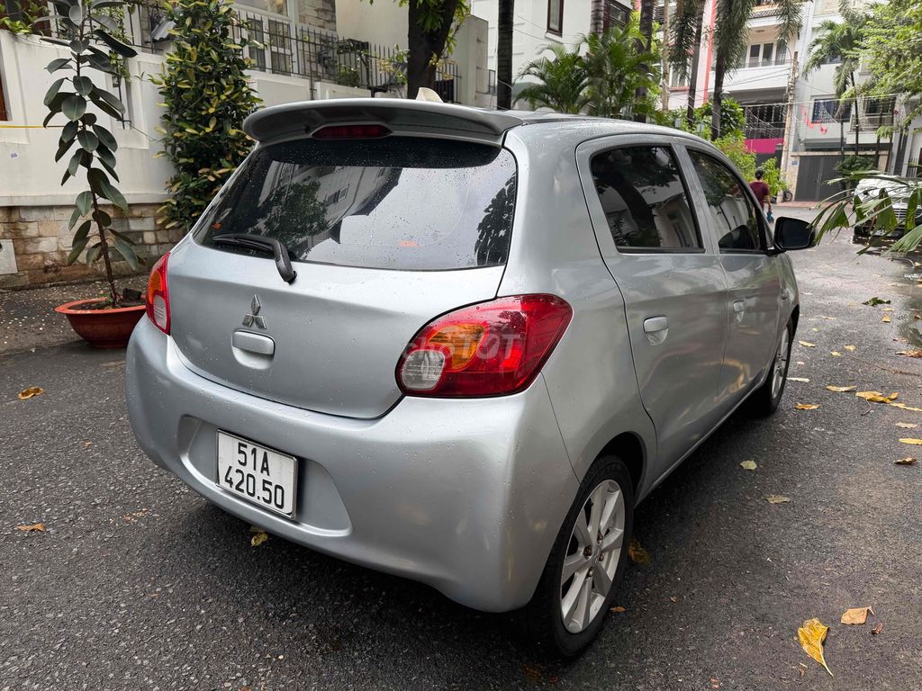 Mitsubishi Mirage 2015 - ảnh 1