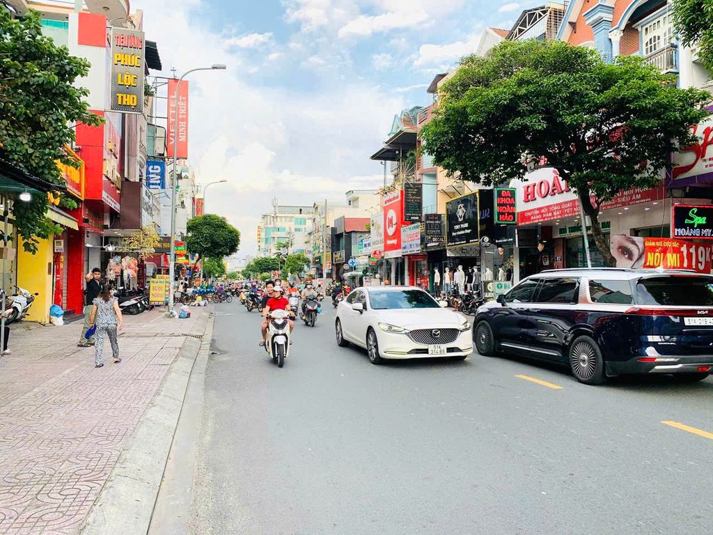 Nhà riêng tại Tân Phú, TP. Hồ Chí Minh - ảnh 2