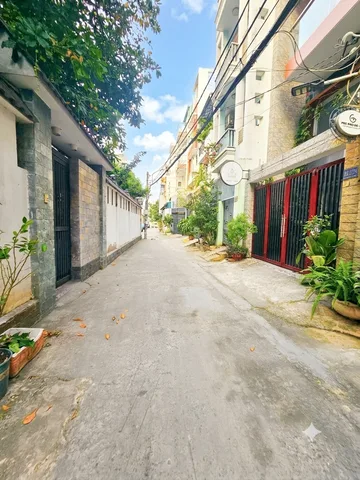Bất động sản tại TP. Hồ Chí Minh - ảnh 2